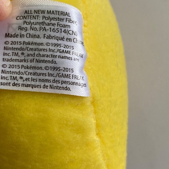 Pokémon Yellow Plush PIKACHU Embroidered Face Stuffed Animal -9” Tomy 2015 - Picture 4 of 6